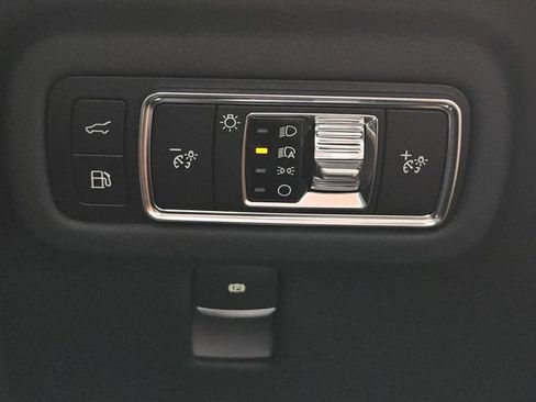 New 2026 Lincoln Nautilus Reserve w/ Jet Appearance Package image 18