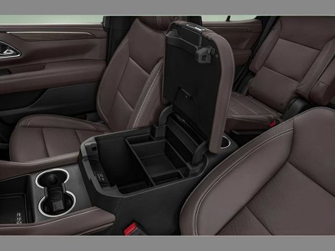 Used 2024 Chevrolet Tahoe High Country AWD/4WD image 18