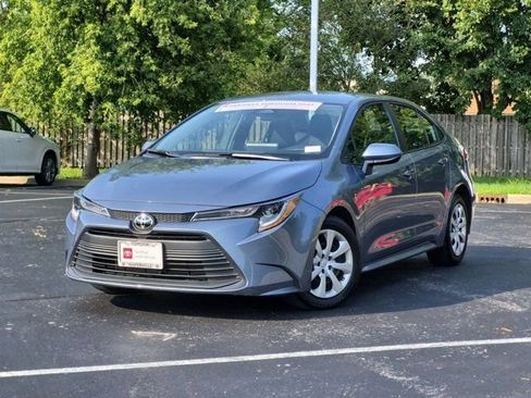 Certified 2025 Toyota Corolla LE FWD image 2