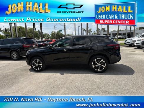 Used 2026 Chevrolet Trax RS FWD image 5