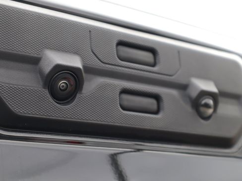 Used 2025 GMC Sierra 2500 Denali Ultimate image 37