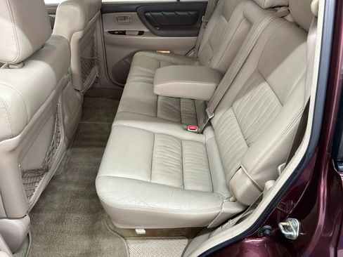 Used 1999 Toyota Land Cruiser image 10