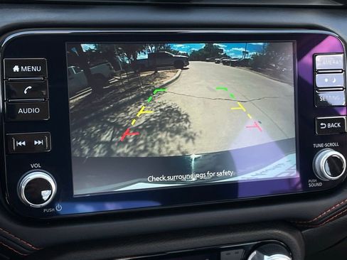 Used 2024 Nissan Versa SR FWD image 19