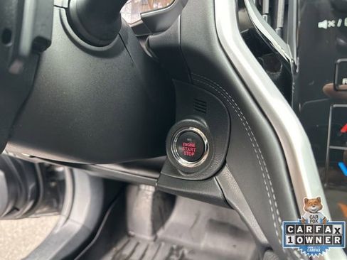 Certified 2023 Subaru Outback Limited image 17