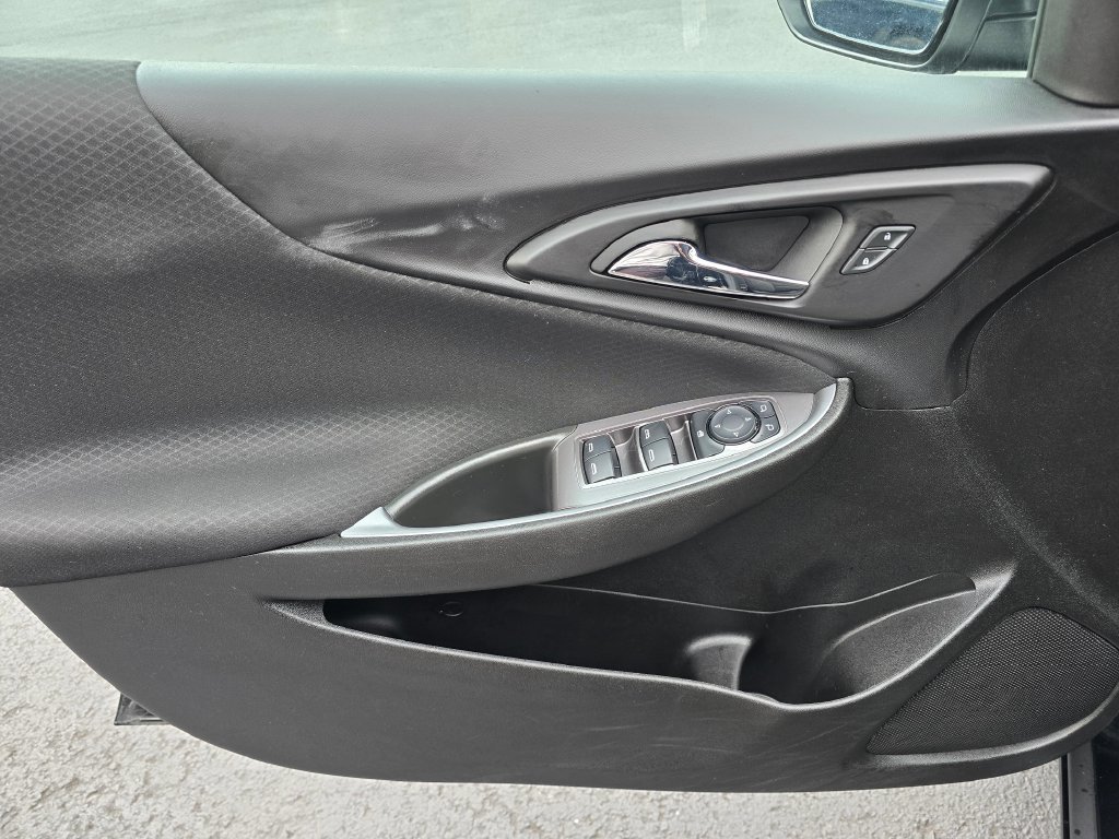 Used 2023 Chevrolet Malibu LT FWD image 11