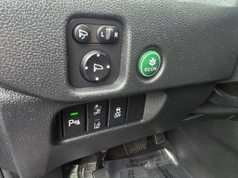 Used 2021 Honda Pilot Elite image 21