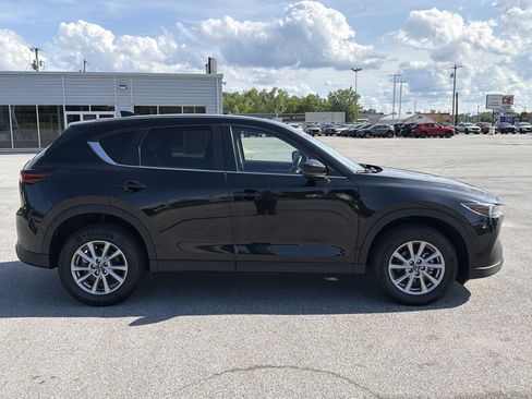 Certified 2023 MAZDA CX-5 AWD 2.5 S image 2