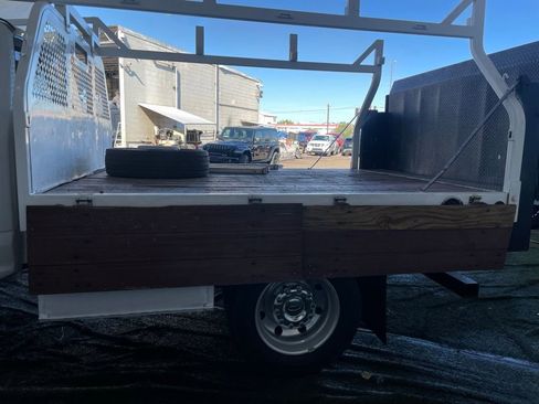 Used 2019 Ford F450 XL w/ Trailer Tow Package image 13