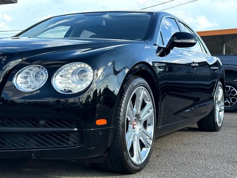 Used 2015 Bentley Flying Spur V8 image 25
