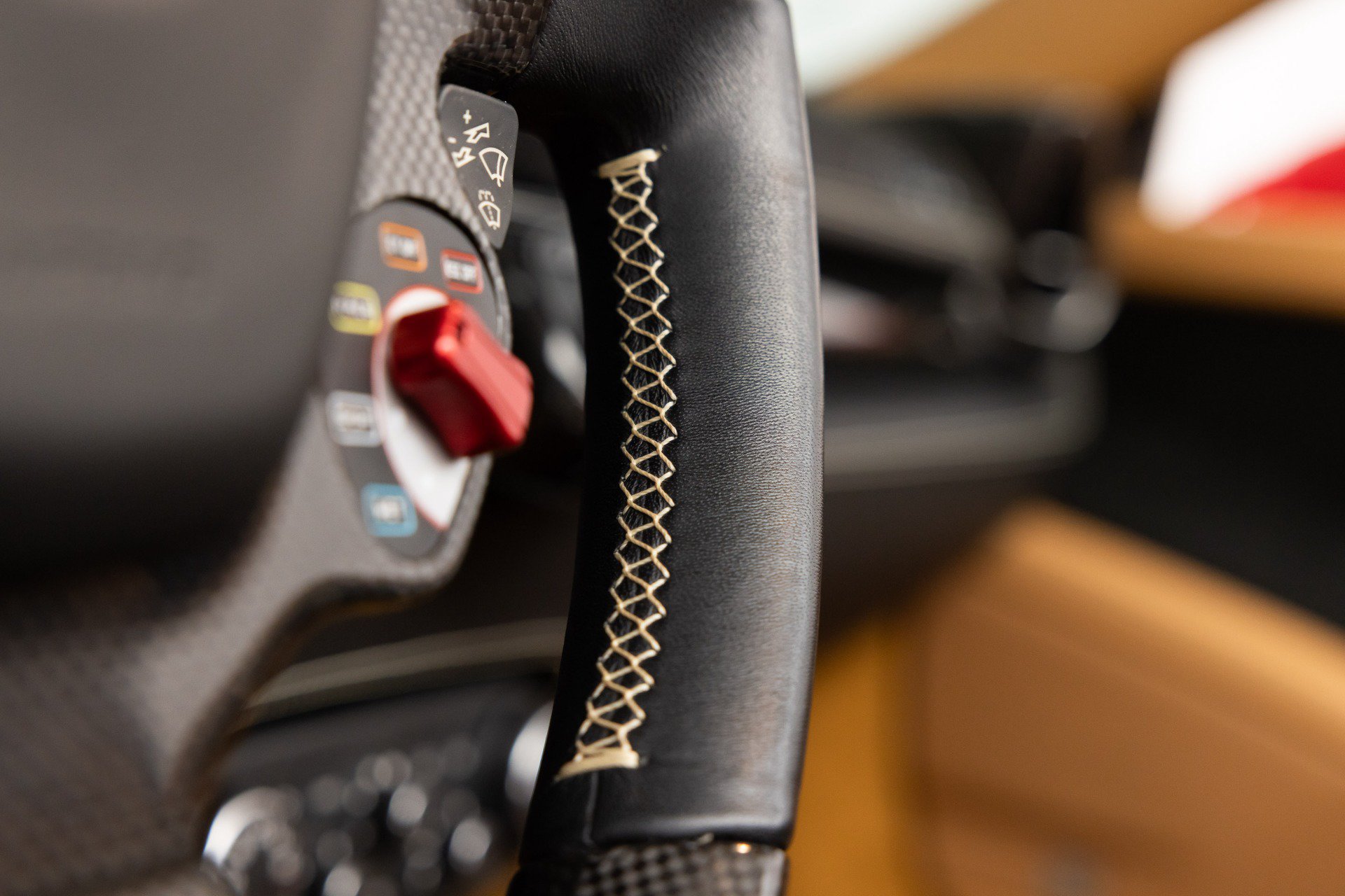 Certified 2013 Ferrari 458 Spider RWD image 91