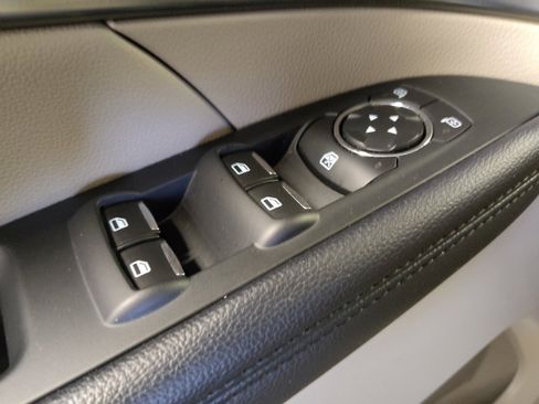 Used 2018 Ford Explorer XLT w/ Equipment Group 202A image 27