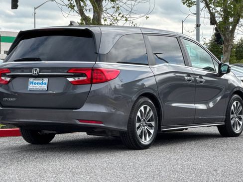 Certified 2023 Honda Odyssey EX-L image 8