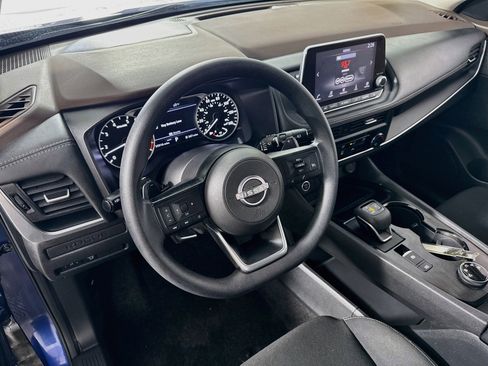 Used 2023 Nissan Rogue S AWD/4WD image 22