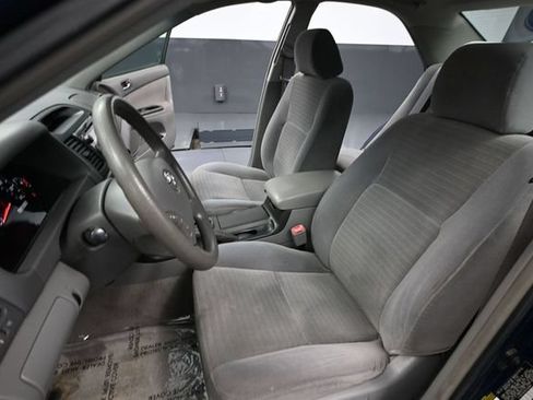 Used 2006 Toyota Camry LE FWD image 21