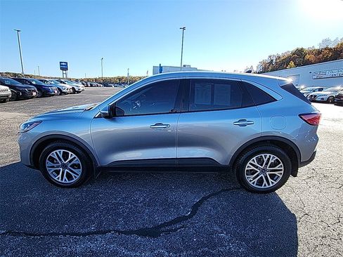 Used 2022 Ford Escape SEL image 5