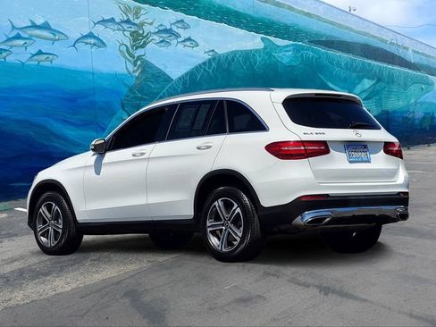 Used 2018 Mercedes-Benz GLC 300 image 2