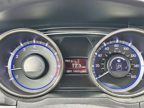 Used 2013 Hyundai Sonata Limited w/ Premium Pkg FWD image 16