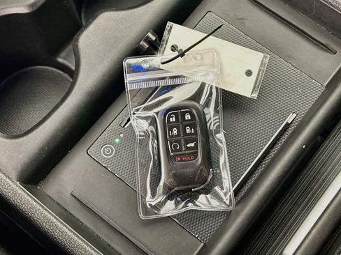 Used 2025 Honda Odyssey EX-L image 24