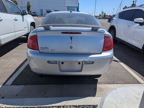 Used 2009 Pontiac G5 w/ Appearance Package FWD image 7