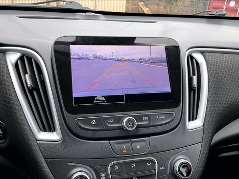 Used 2023 Chevrolet Malibu LT image 14