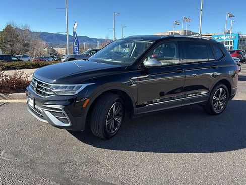 Certified 2024 Volkswagen Tiguan Wolfsburg Edition AWD/4WD image 3