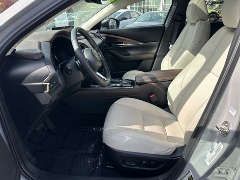 Used 2025 MAZDA CX-30 2.5 Turbo w/ Premium Package image 12