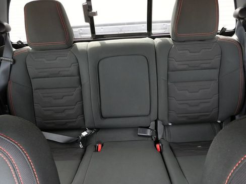 Used 2024 Nissan Frontier PRO-4X w/ Off-Road Protection Package AWD/4WD image 39