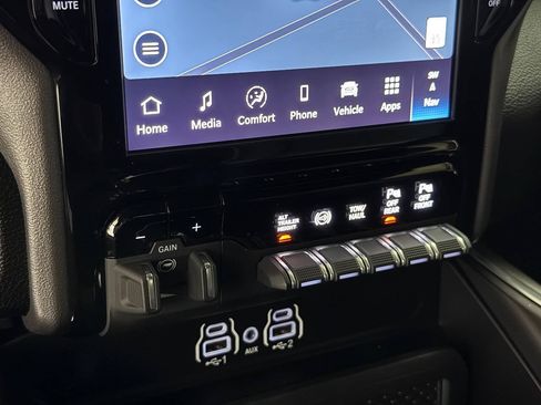 Used 2026 RAM 3500 Laramie w/ Night Edition AWD/4WD image 65