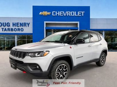 Used 2025 Jeep Compass Trailhawk
