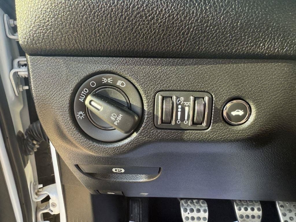 Used 2021 Dodge Challenger R/T Scat Pack RWD image 14