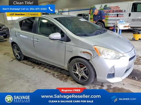 Used 2013 Toyota Prius C Two FWD image 5