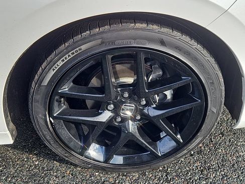 Used 2024 Honda Civic Sport image 10