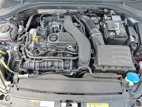 Used 2024 Volkswagen Jetta SE image 30