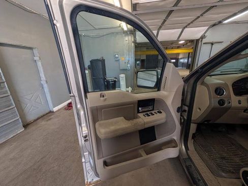 Used 2005 Ford F150 FX4 AWD/4WD image 19