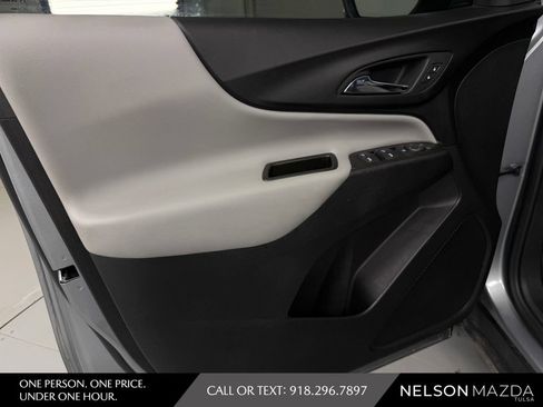Used 2024 Chevrolet Equinox LS w/ LS Convenience Package FWD image 19