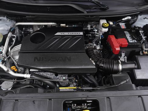 Used 2025 Nissan Rogue SV AWD/4WD image 30