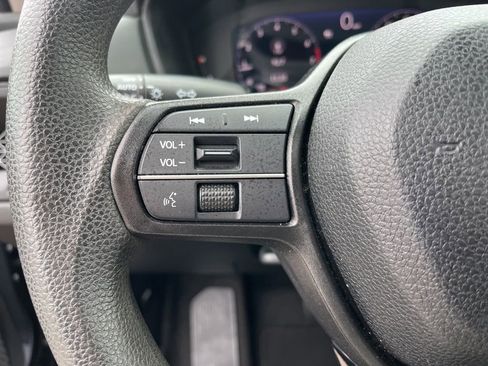 Used 2023 Honda Accord EX image 20