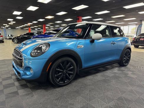 Used 2019 MINI Cooper S w/ Signature Upholstery Package image 8