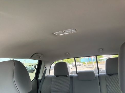 Used 2023 Toyota Tacoma SR5 w/ Technology Package AWD/4WD image 9