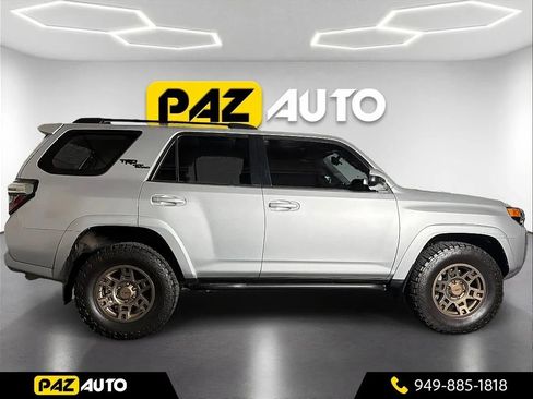 Used 2020 Toyota 4Runner TRD Off-Road AWD/4WD image 6