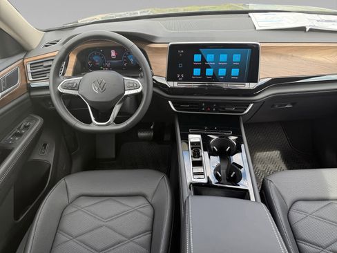 New 2026 Volkswagen Atlas SE image 11