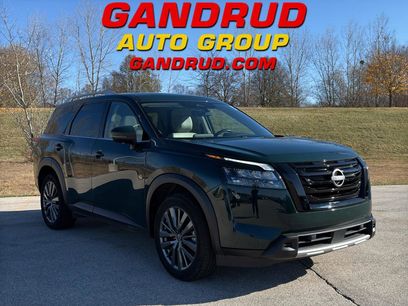 Used 2025 Nissan Pathfinder SL w/ SL Premium Package