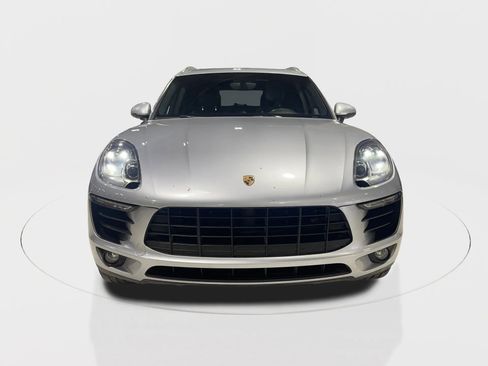 Used 2016 Porsche Macan S image 10