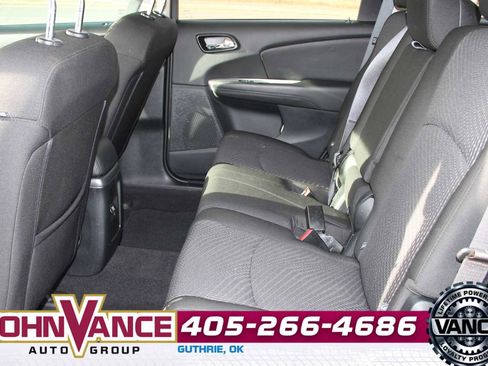 Used 2020 Dodge Journey SE w/ Blacktop Package image 20