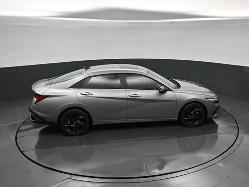 New 2026 Hyundai Elantra SEL Sport Premium image 29