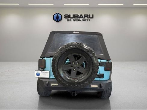 Used 2017 Jeep Wrangler Unlimited Sport w/ Connectivity Group AWD/4WD image 4