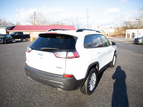 Used 2022 Jeep Cherokee Latitude Lux image 3