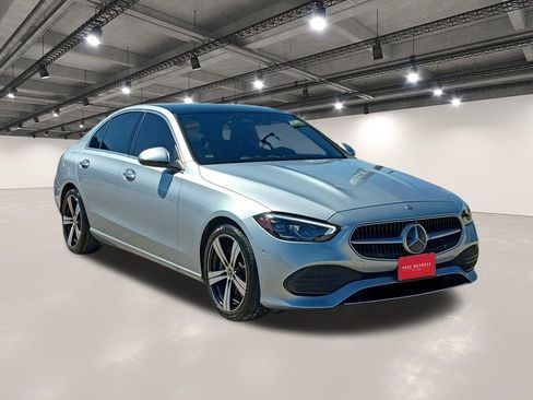 Used 2023 Mercedes-Benz C 300 4MATIC Sedan image 2