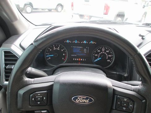 Used 2015 Ford F150 XLT w/ Equipment Group 302A Luxury image 26