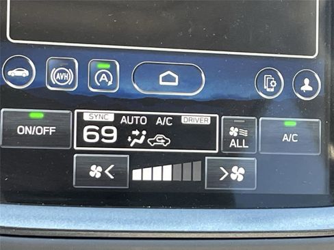 Certified 2024 Subaru Crosstrek 2.5i Limited AWD/4WD image 18